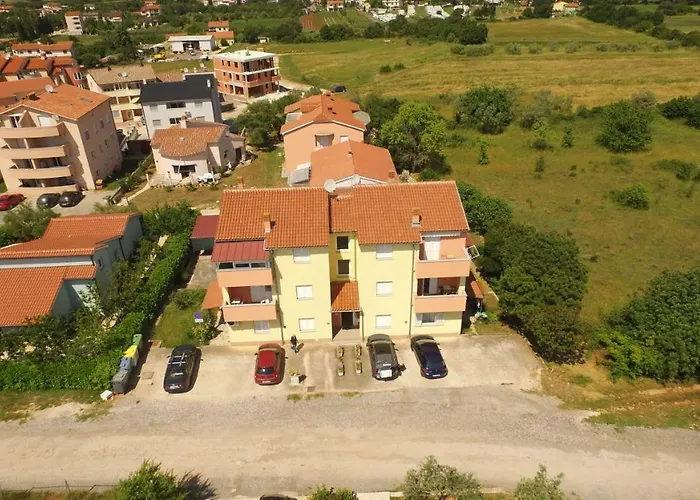 Appartement Stinjan Štinjan
